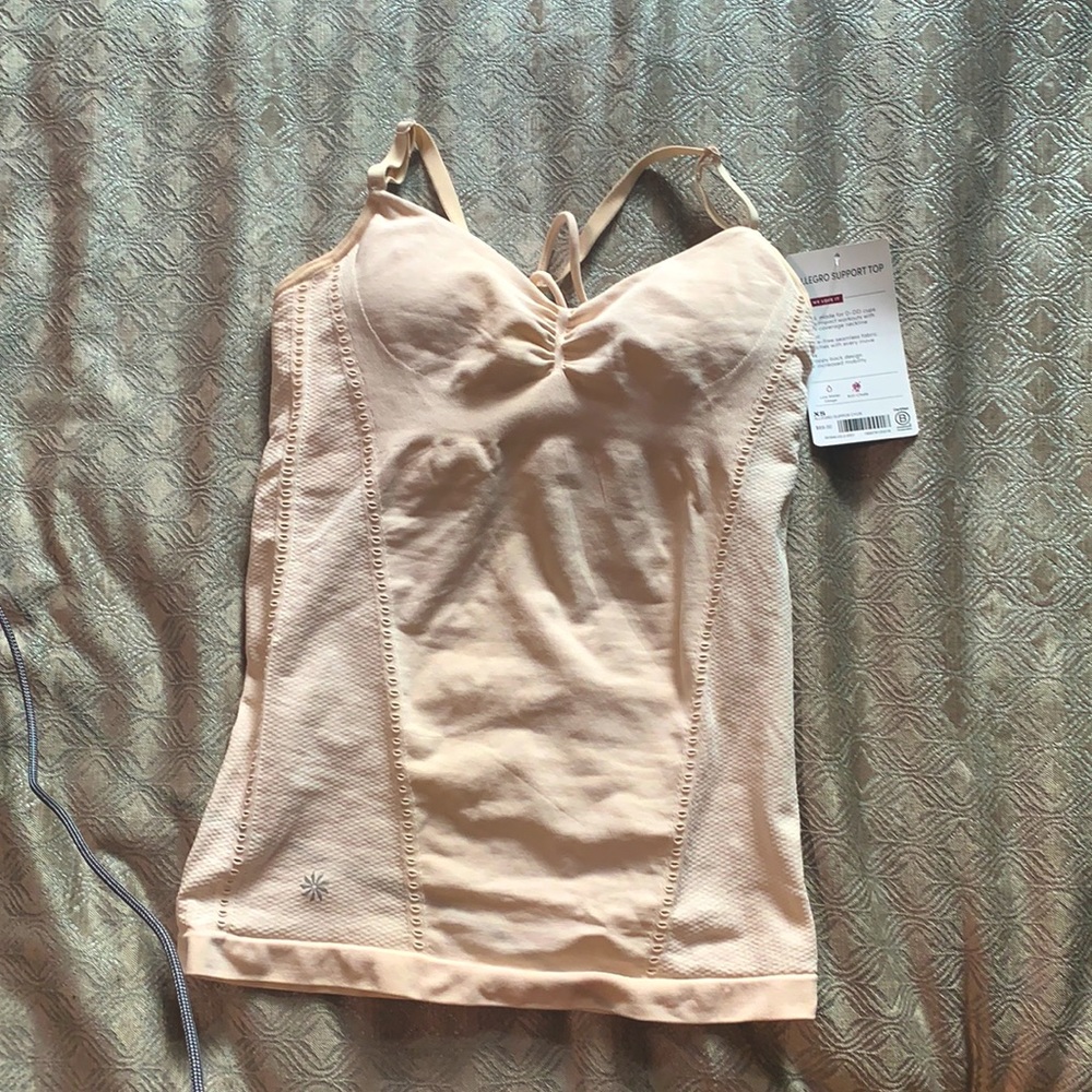 Athleta Support thank top